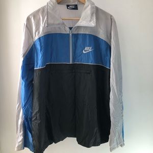 VTG ‘80s Nike windbreaker size L